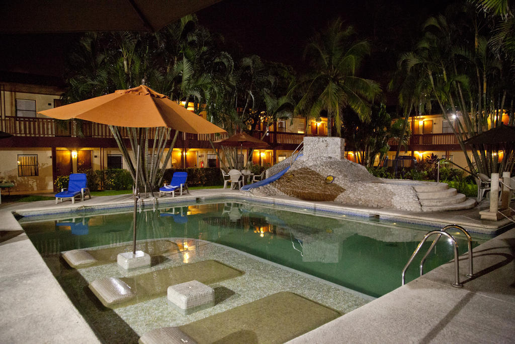 Los Andes Coatzacoalcos Exterior foto